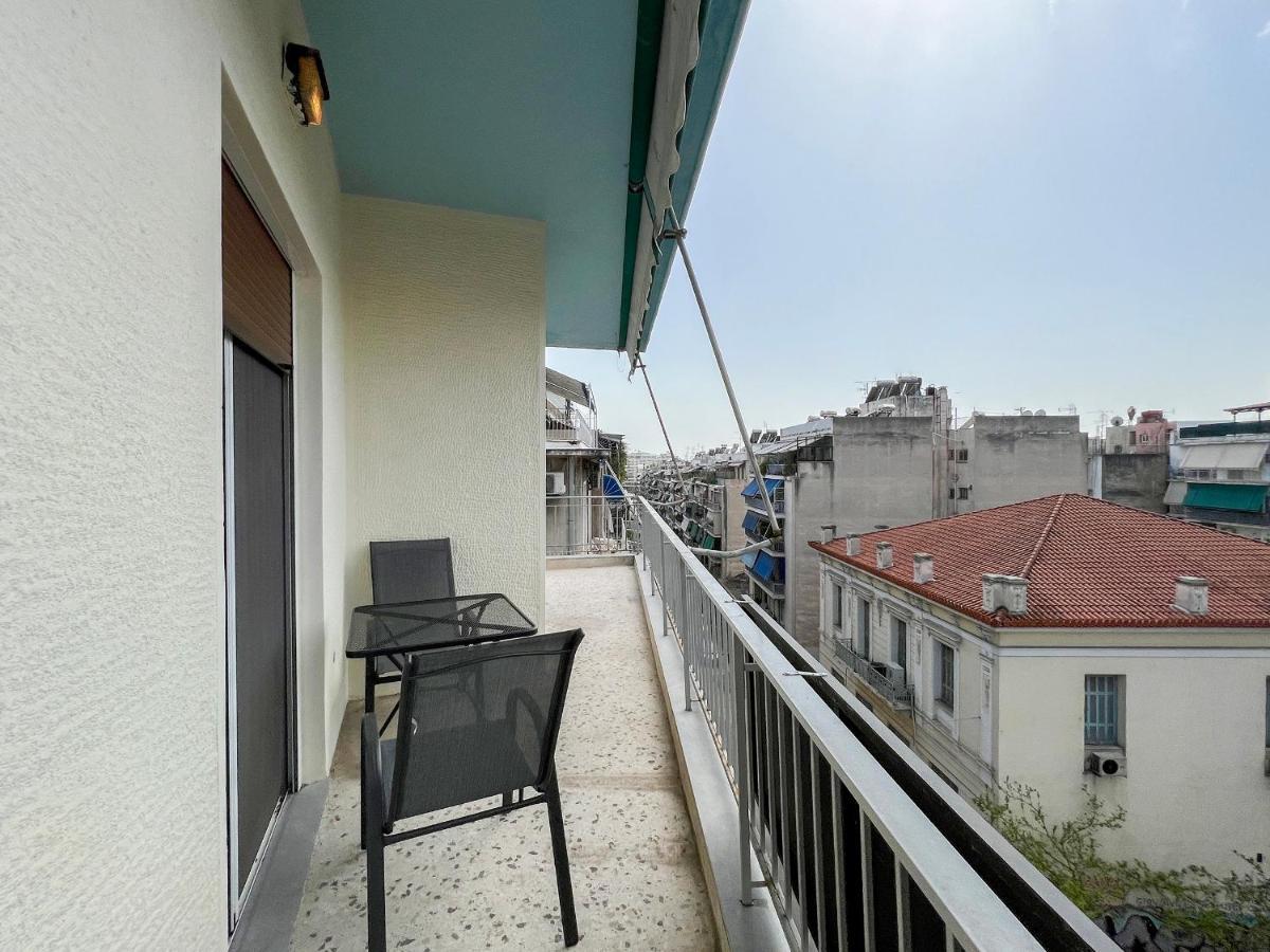 Chiou Spacious 90Sqm Apt In Athens Exterior photo